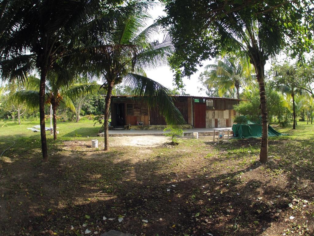 Hostel Rancho Alvarez &