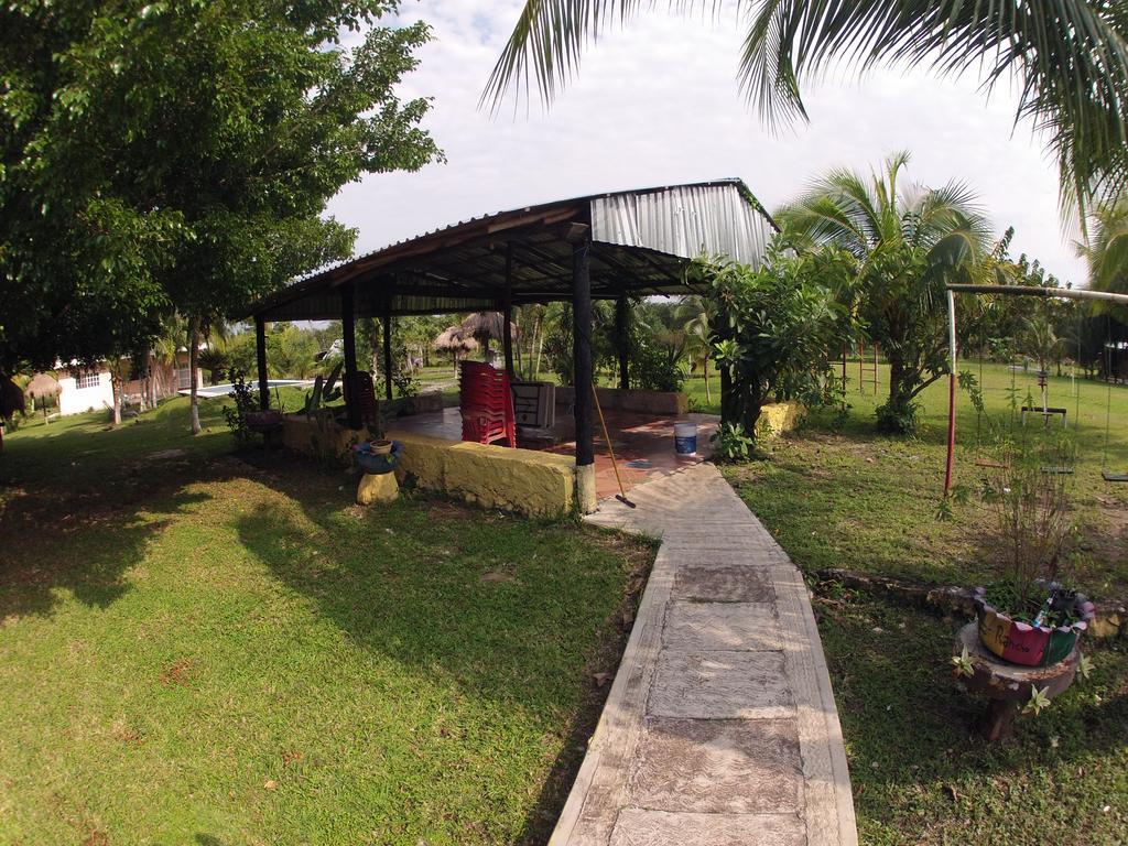 Rancho Alvarez & * Cozumel