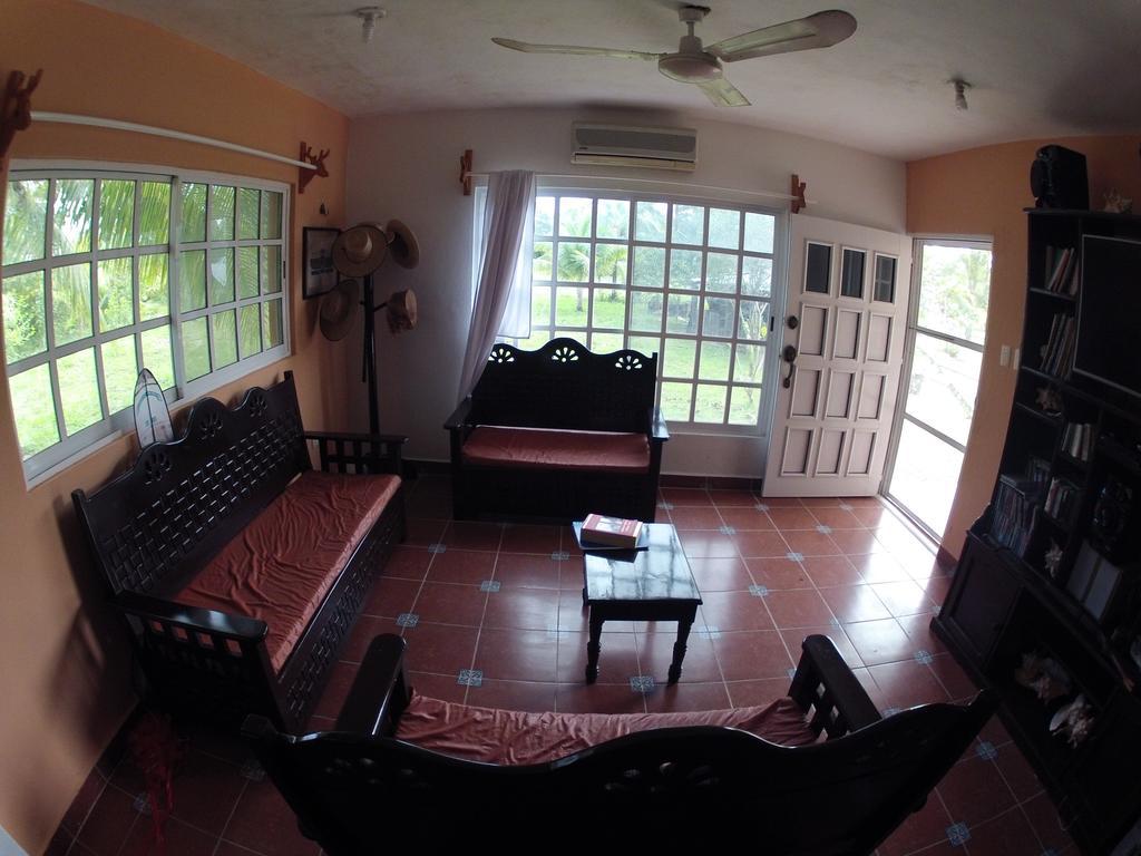 Rancho Alvarez & Hostel *