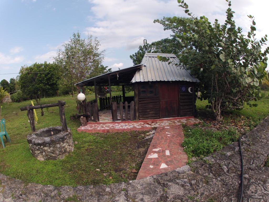 Hostel Rancho Alvarez & *