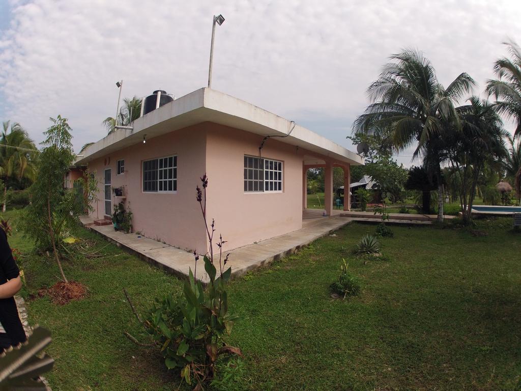 Rancho Alvarez & Hostel *